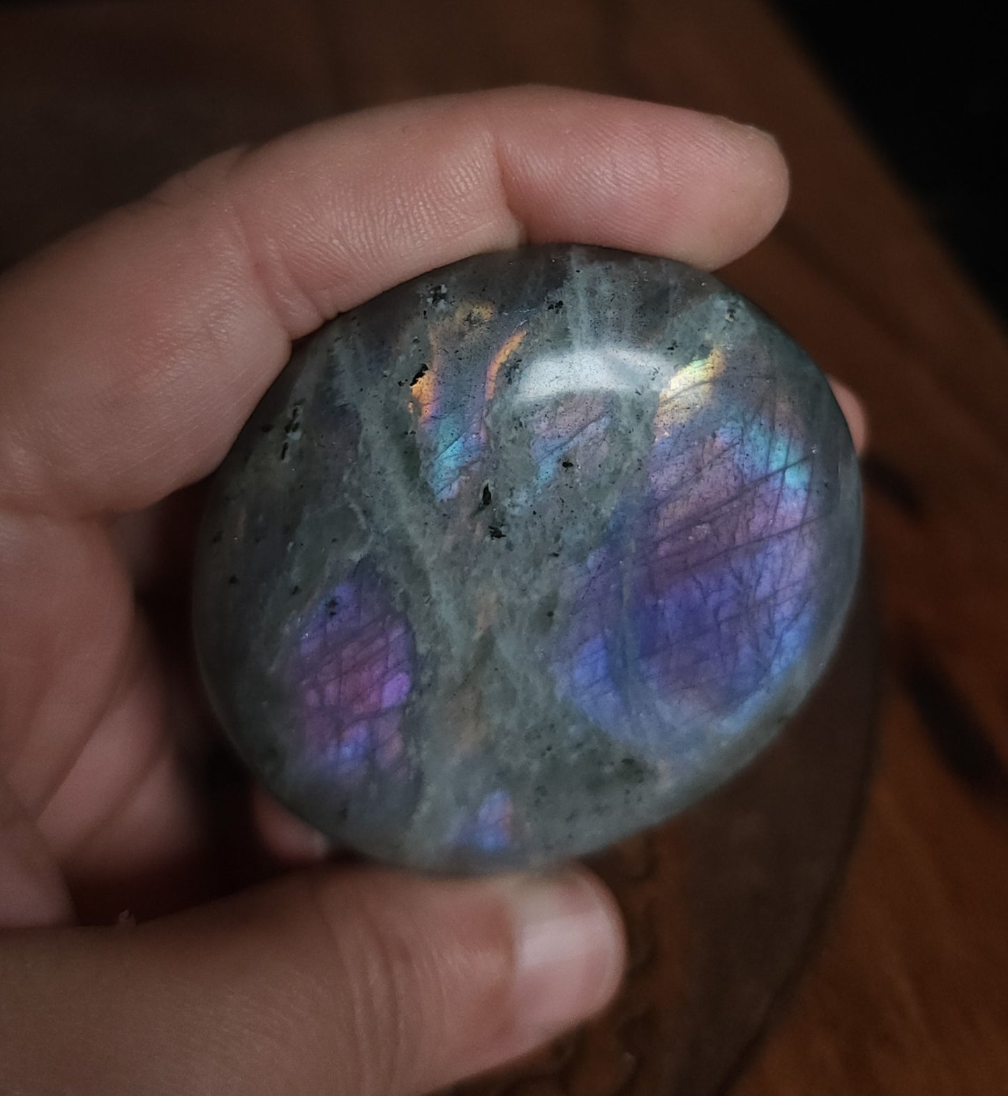 Labradorite Palmstone