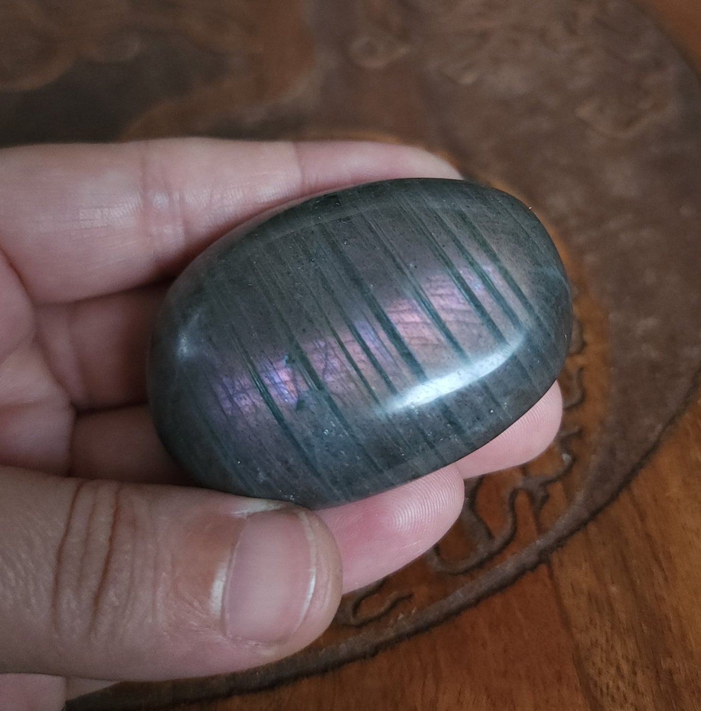 Unique Labradorite Palmstone