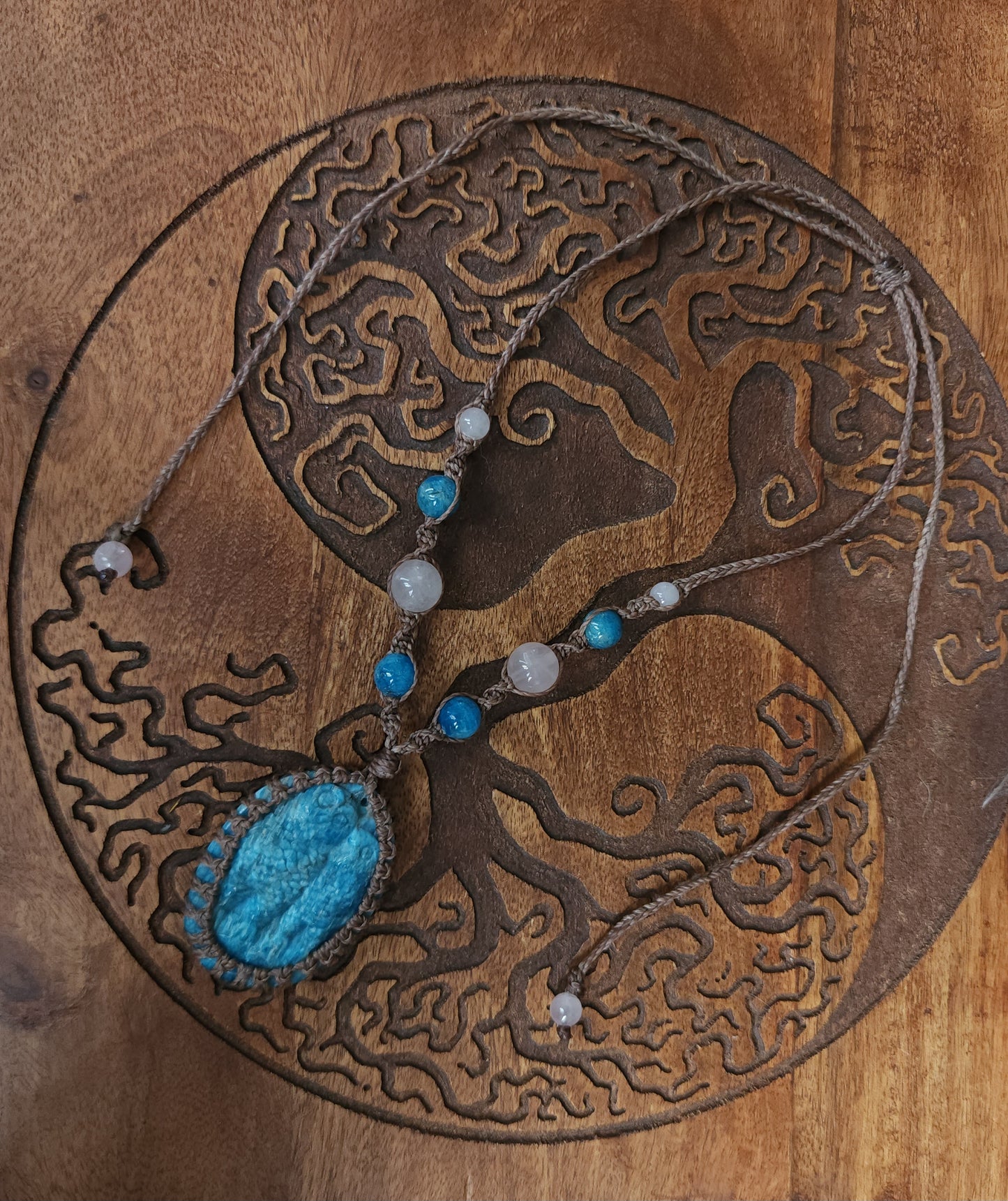 Apatite Owls Macrame Necklace