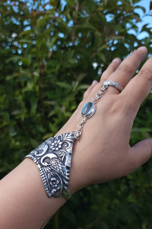 "Hera" - Handcrafted Sterling Silver & Labradorite Slave Bracelet