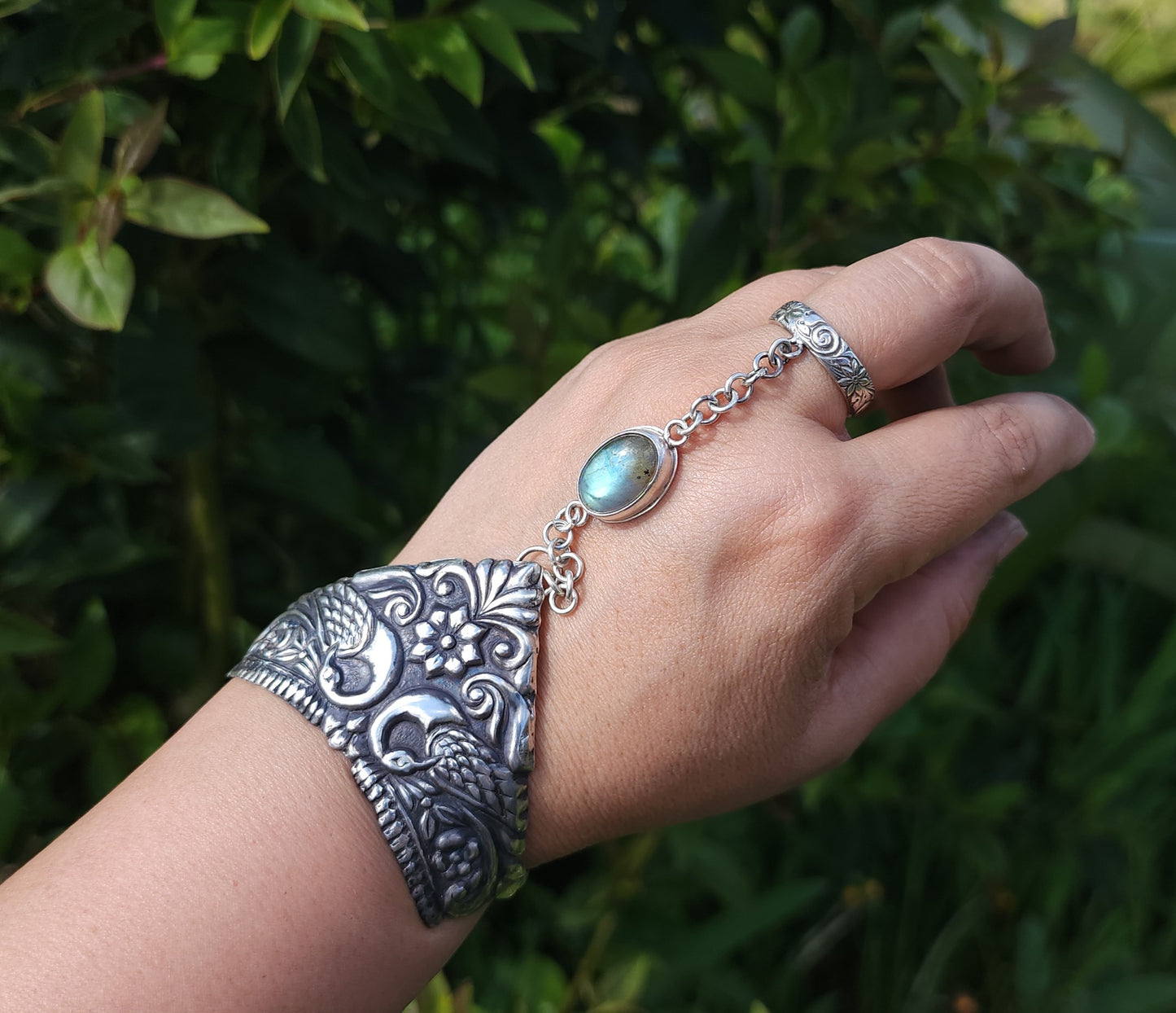 "Hera" - Handcrafted Sterling Silver & Labradorite Slave Bracelet