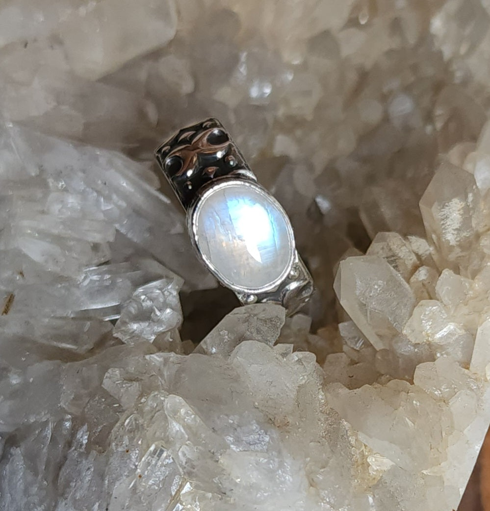 Crescent Moon Ring with Moonstone - Size 7.5