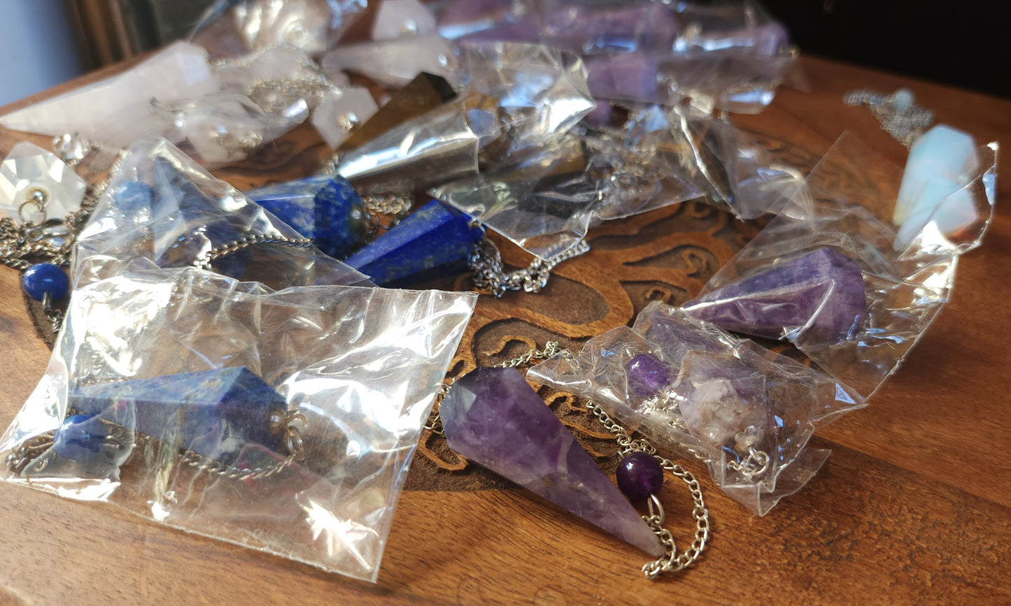 BULK SECONDS 32 PIECES - Crystal Pendulums