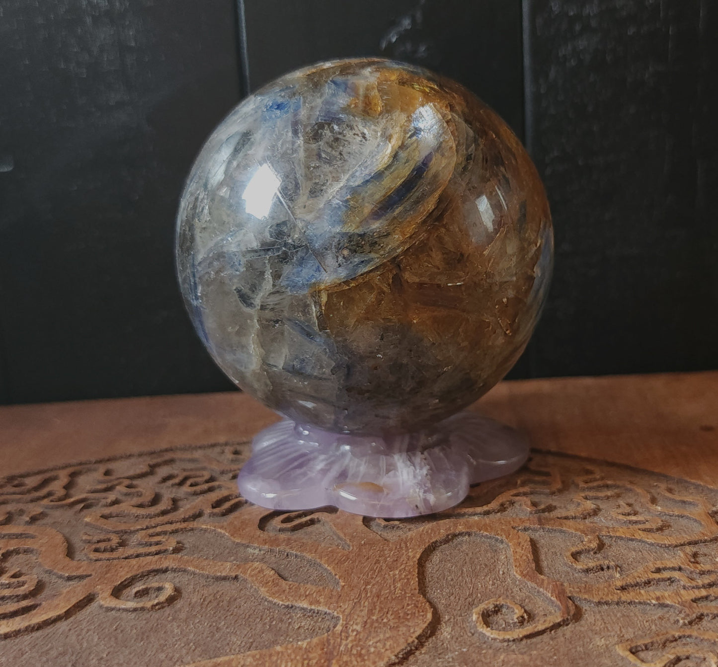 Chevron Amethyst Flower
