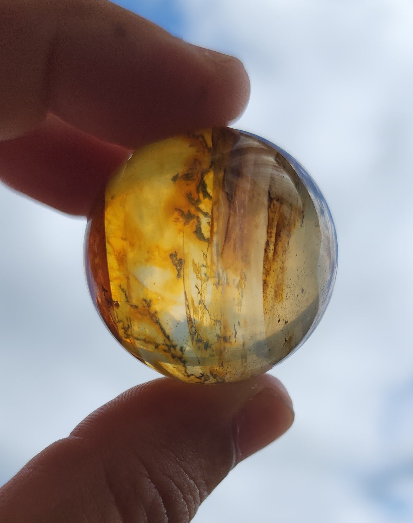 Dendritic Star Golden Healer Quartz Sphere