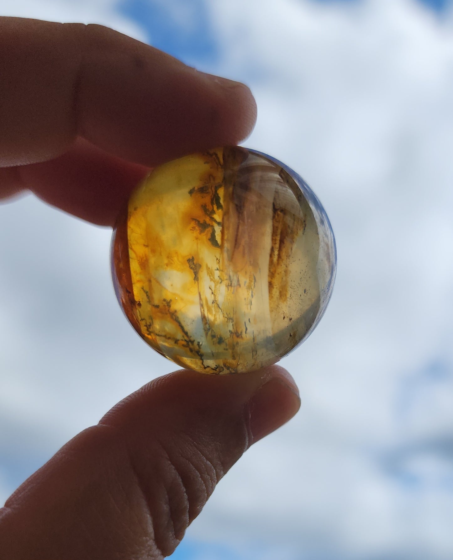 Dendritic Star Golden Healer Quartz Sphere