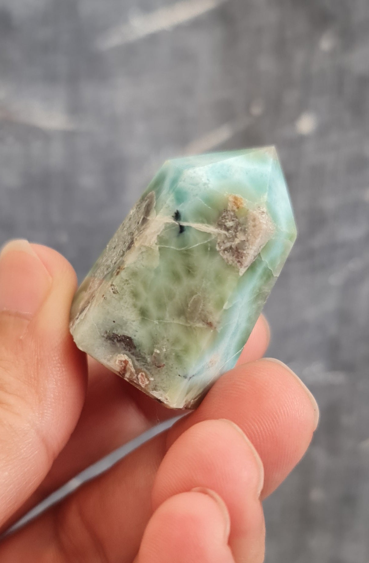 Larimar Point
