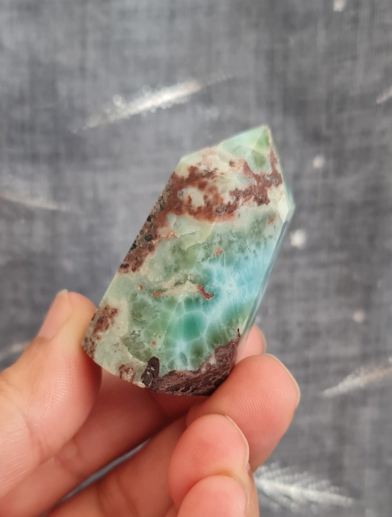 Larimar Point