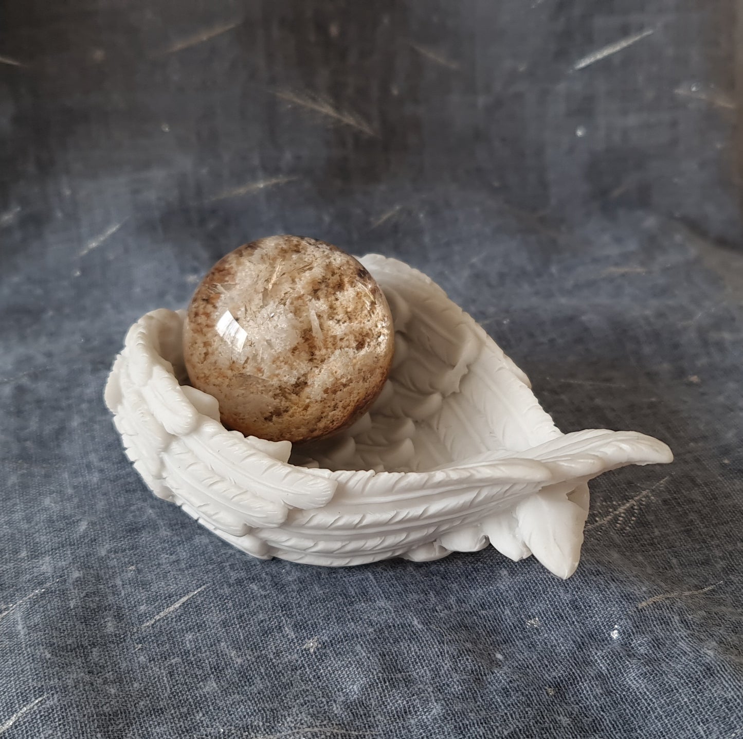 Angel Wing Sphere Stand/Trinket Bowl