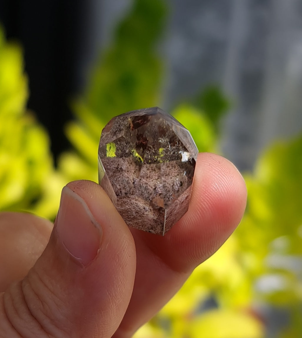 Lodolite Point AAA Garden Quartz