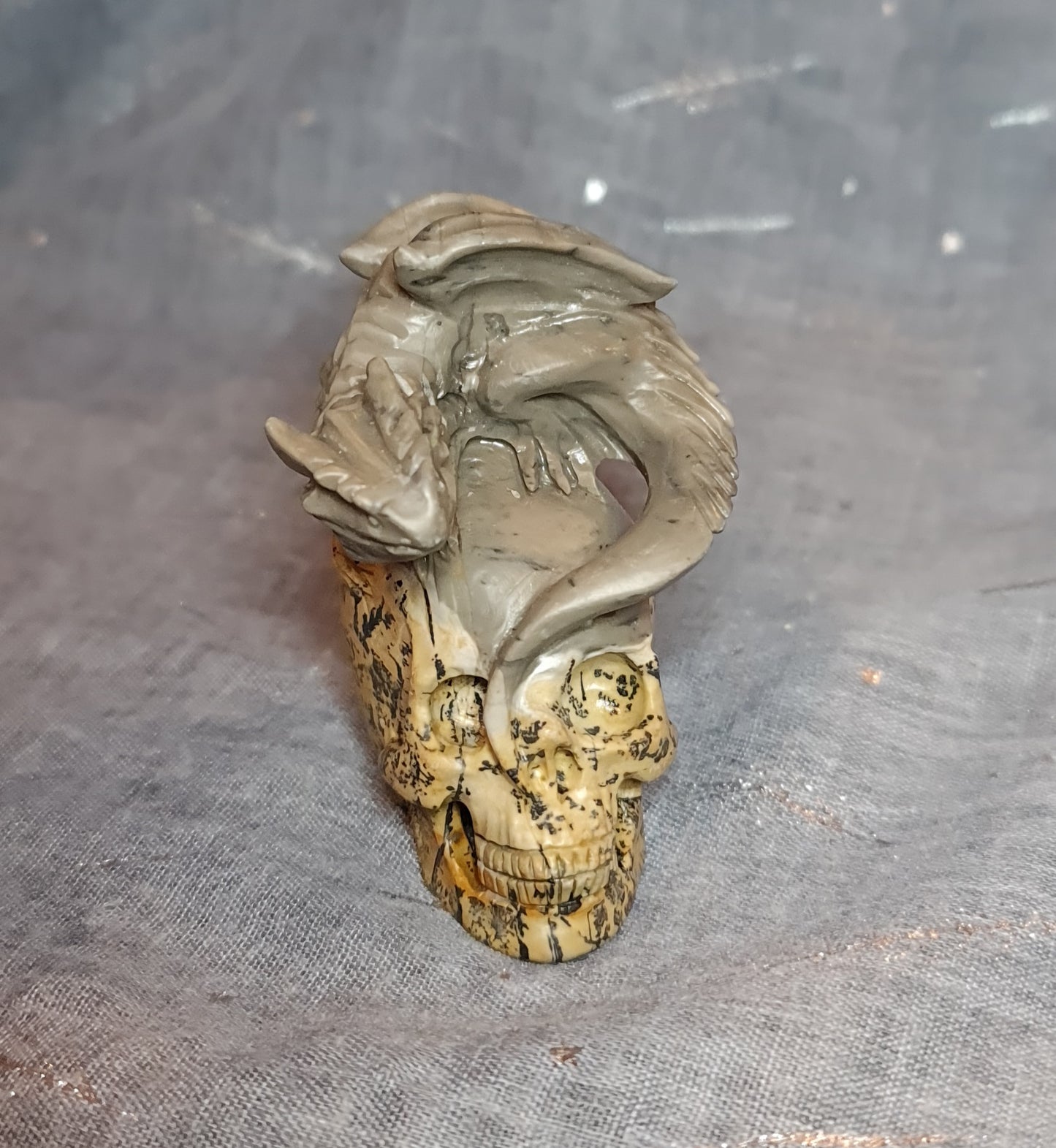 Dendritic Jasper Dragon on Skull