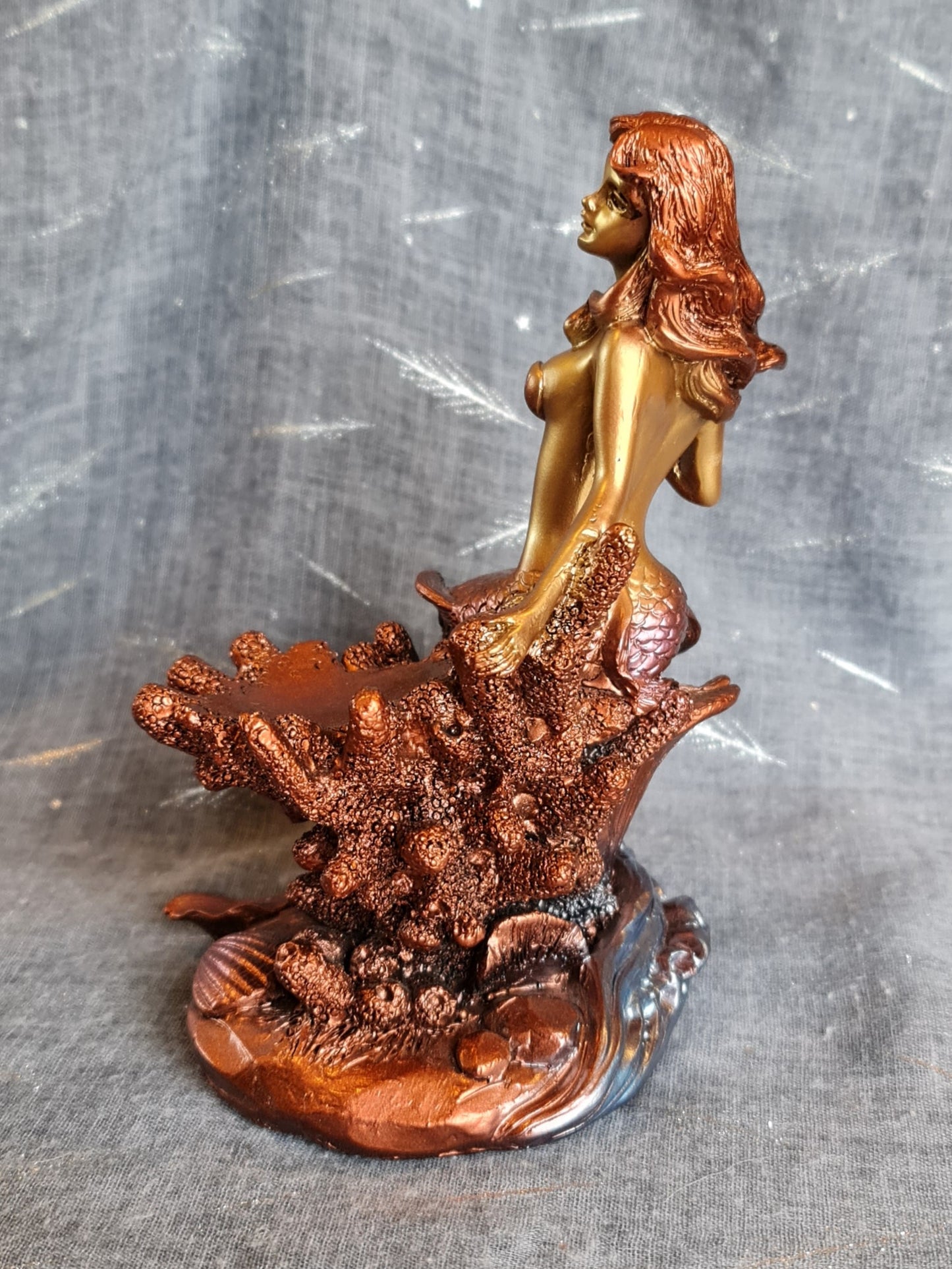 Mermaid Sphere Stand - Rose Gold Metallic