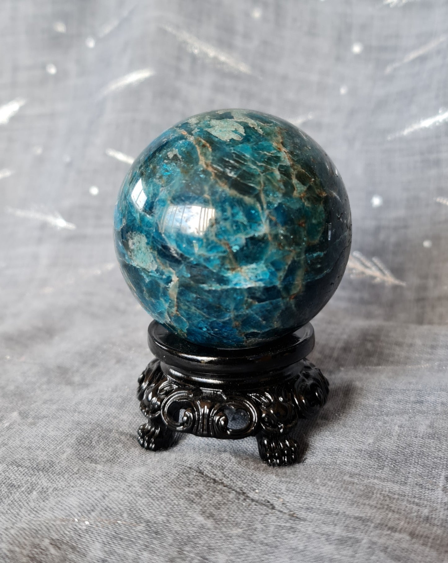 Black Scroll Sphere Stand