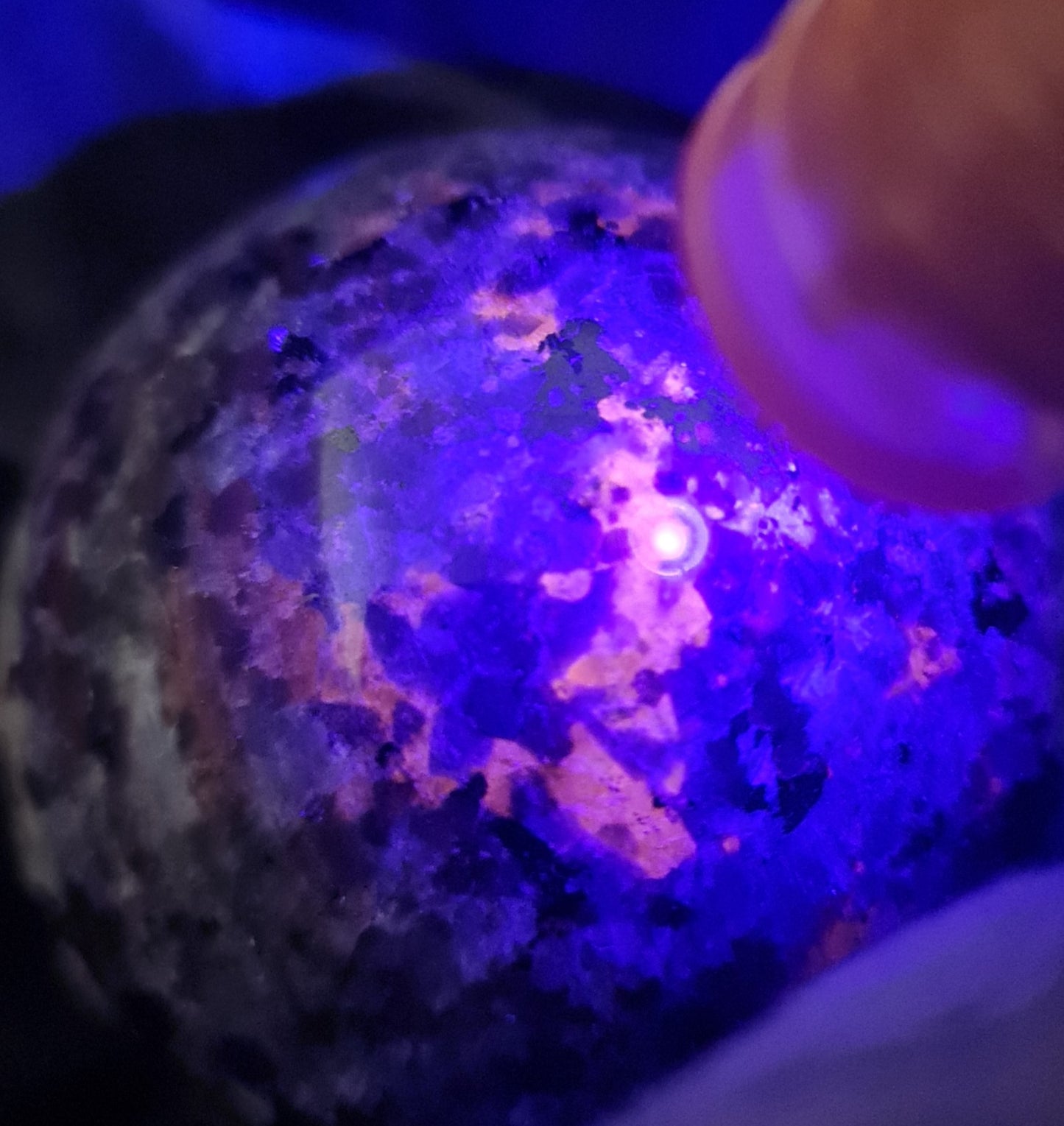 Yooperlite Sphere