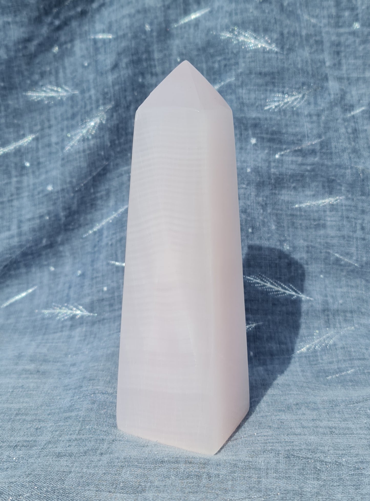 Mangano Pink Calcite Tower