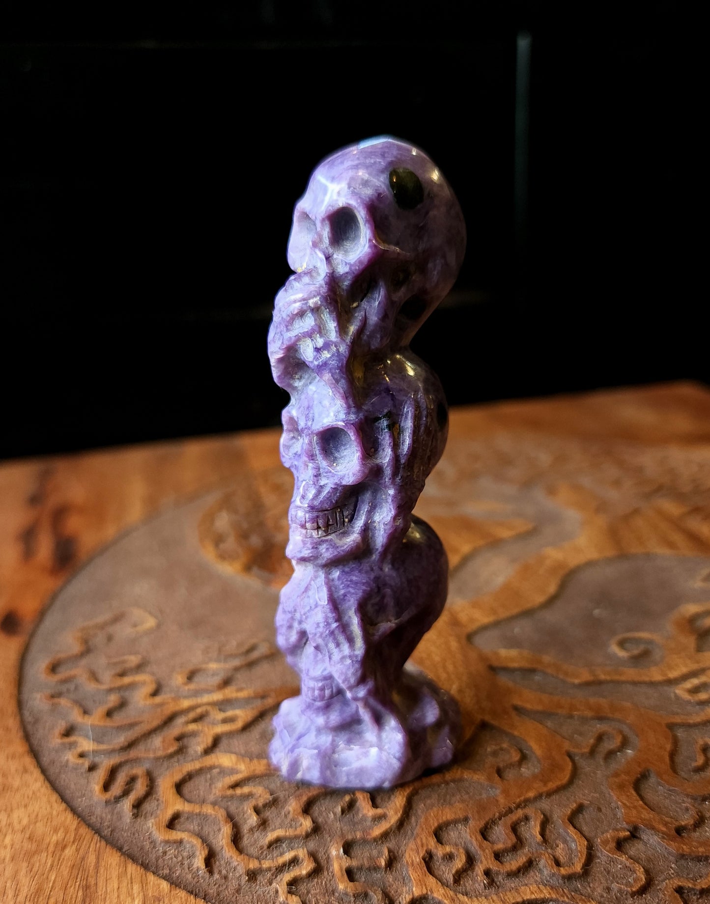 Three Wise Skulls Totem - Charoite