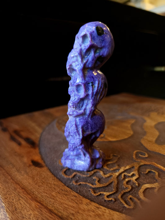 Three Wise Skulls Totem - Charoite