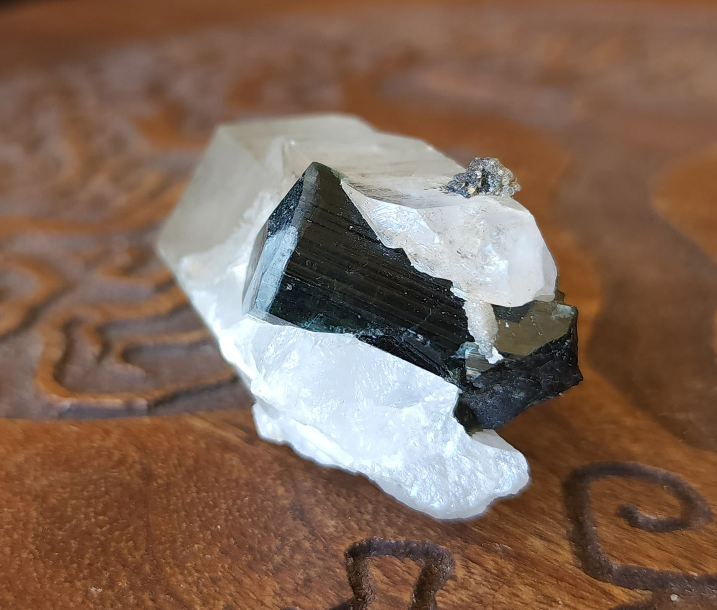 Blue Cap Tourmaline in Quartz with Cleavelandite