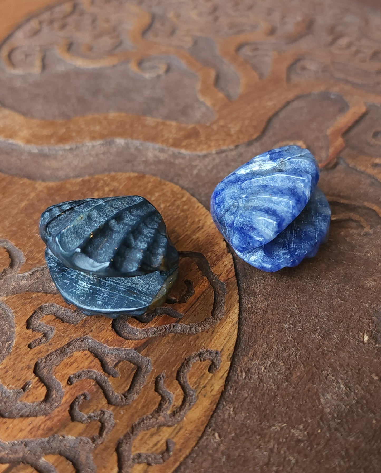 Sodalite Shell