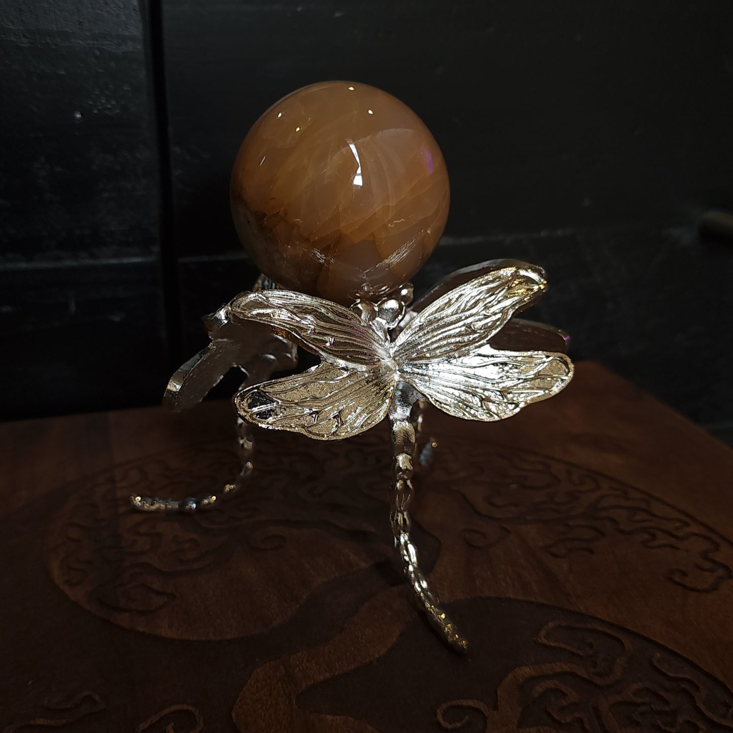 Dragonfly Sphere Stand - Silver