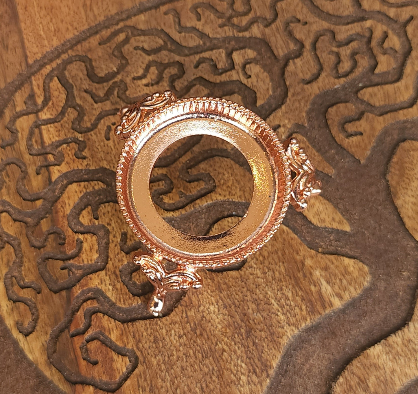 Rose Gold Sphere Stand