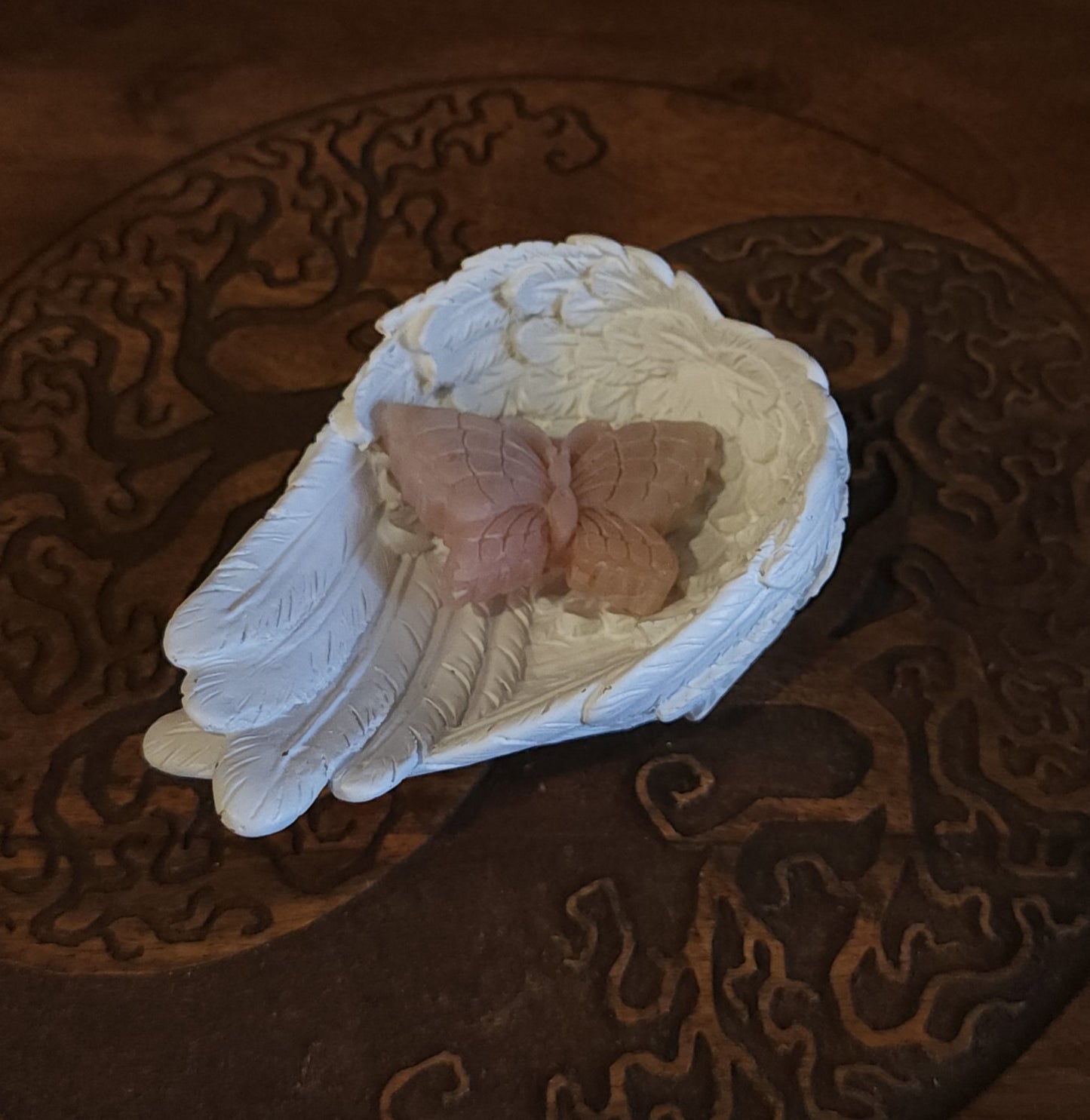 SECONDS - Angel Wing Sphere Stand/Trinket Bowl
