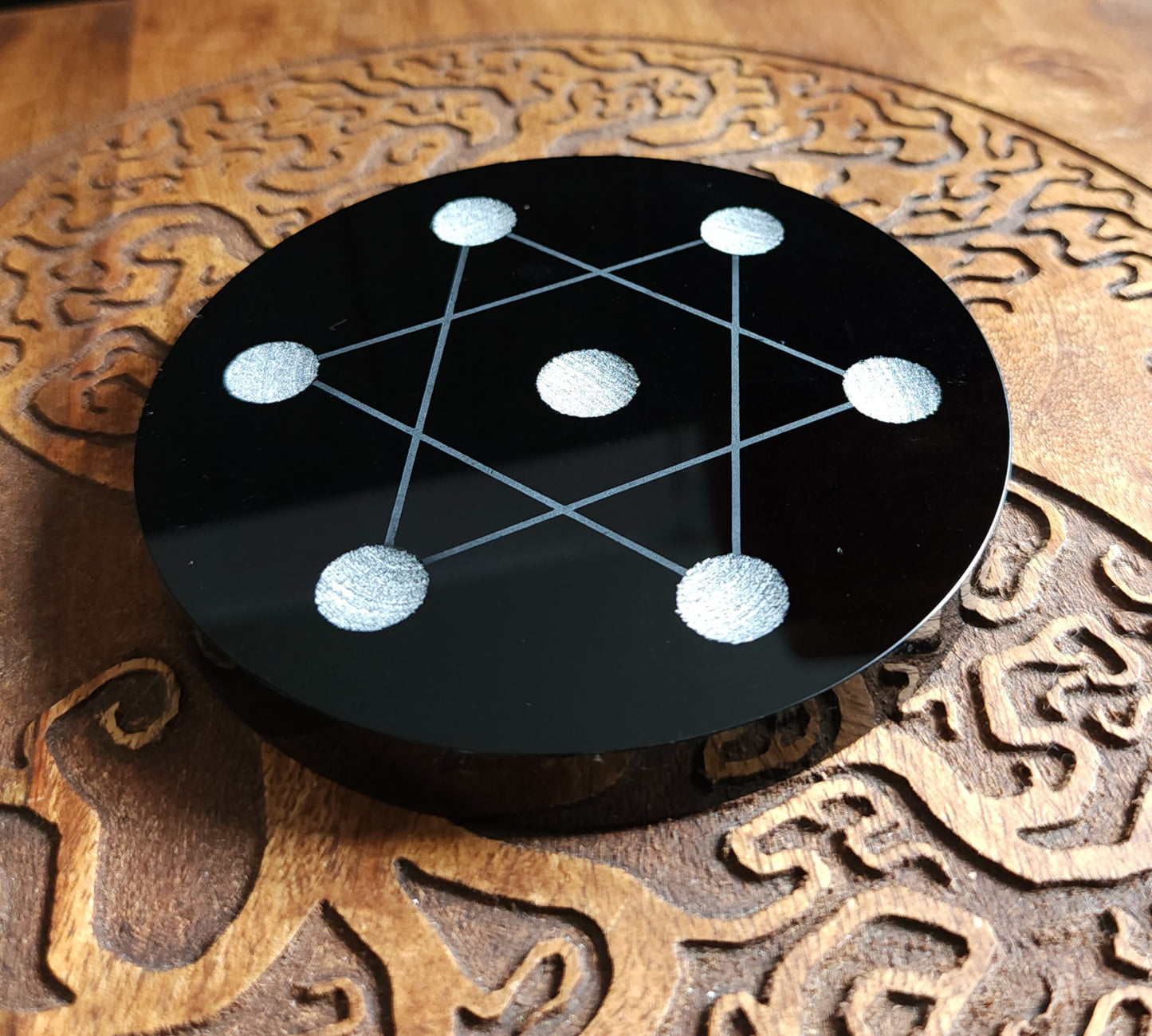 Glass Grid Plate - Black