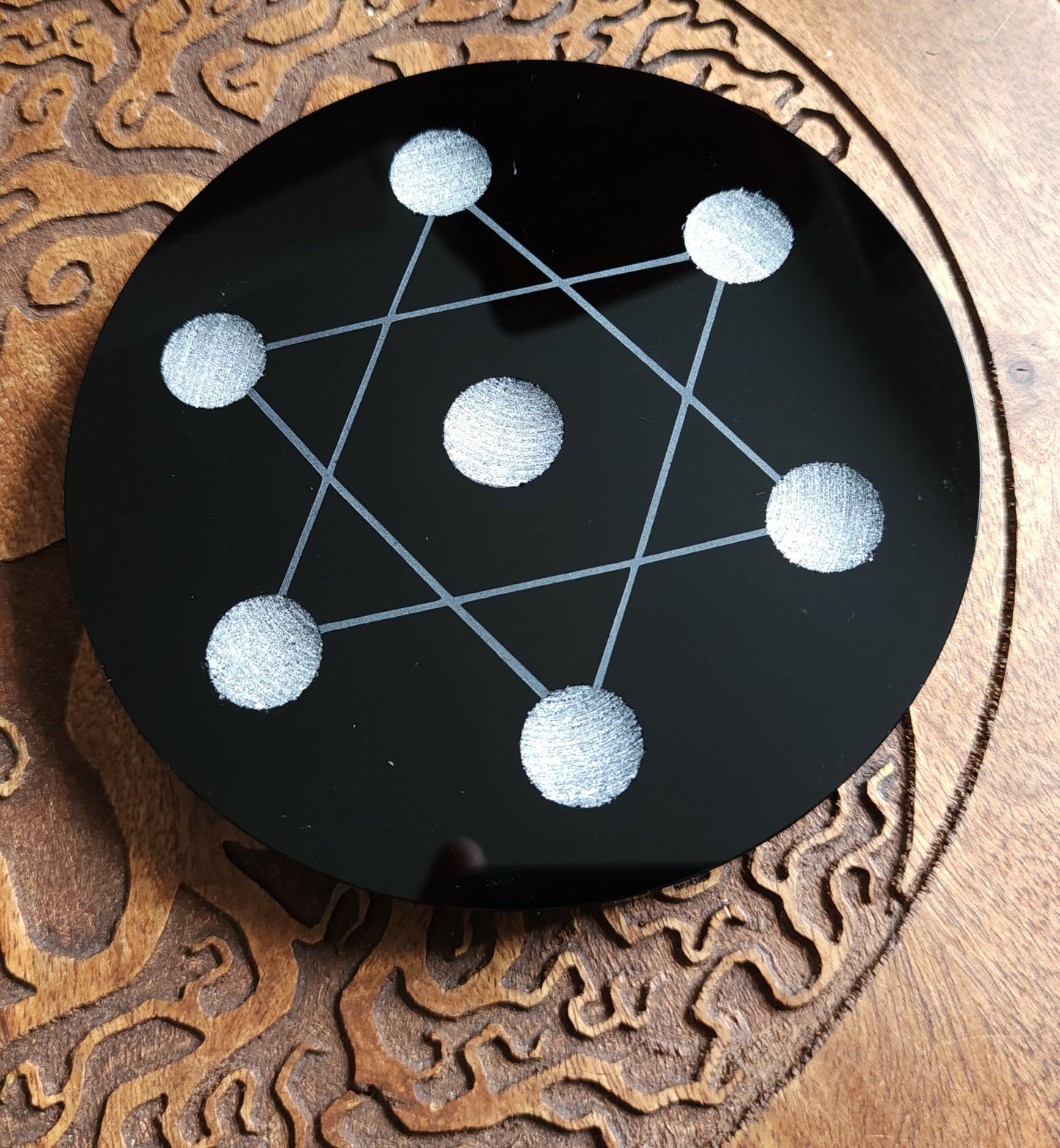 Glass Grid Plate - Black