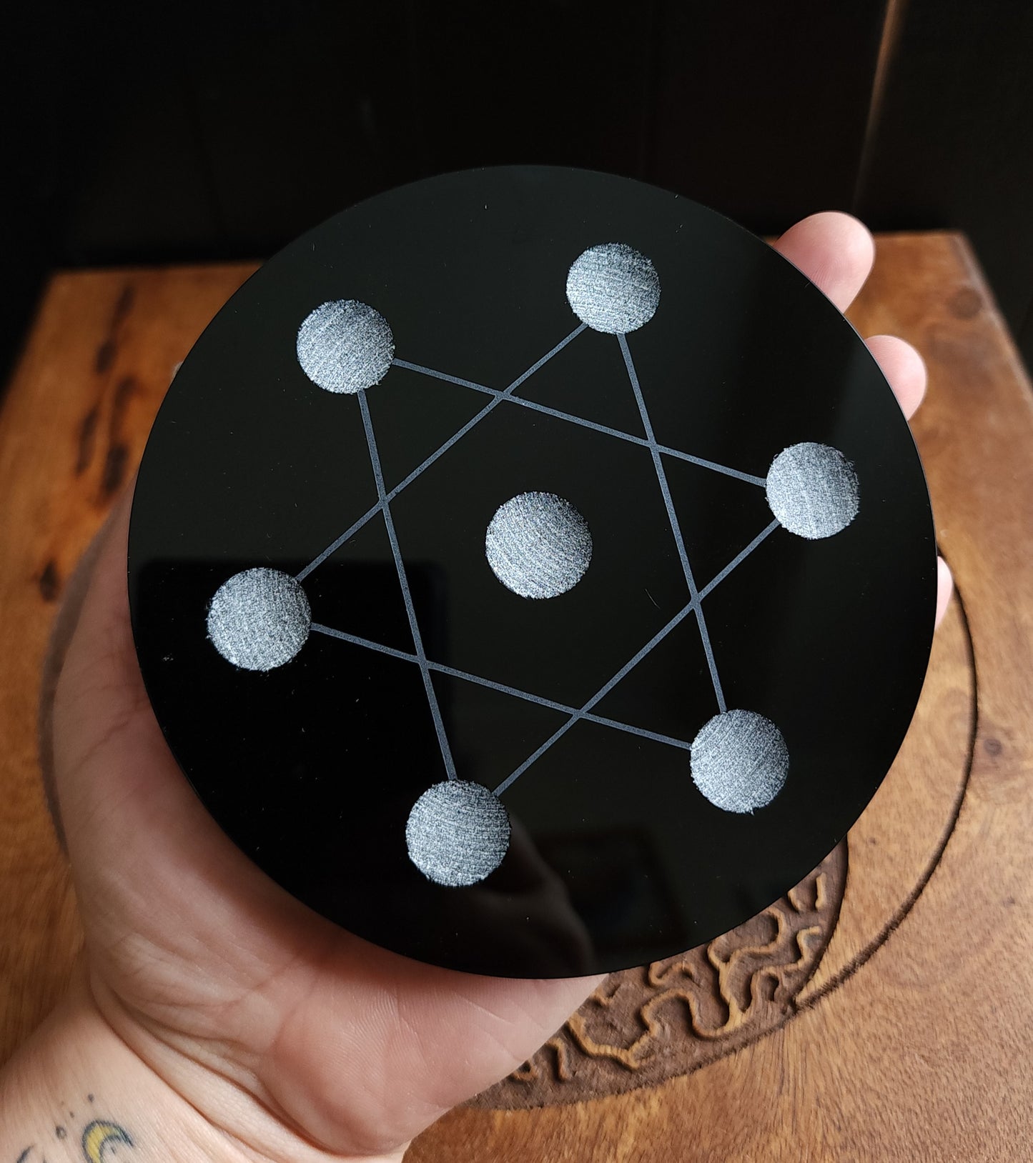 Glass Grid Plate - Black