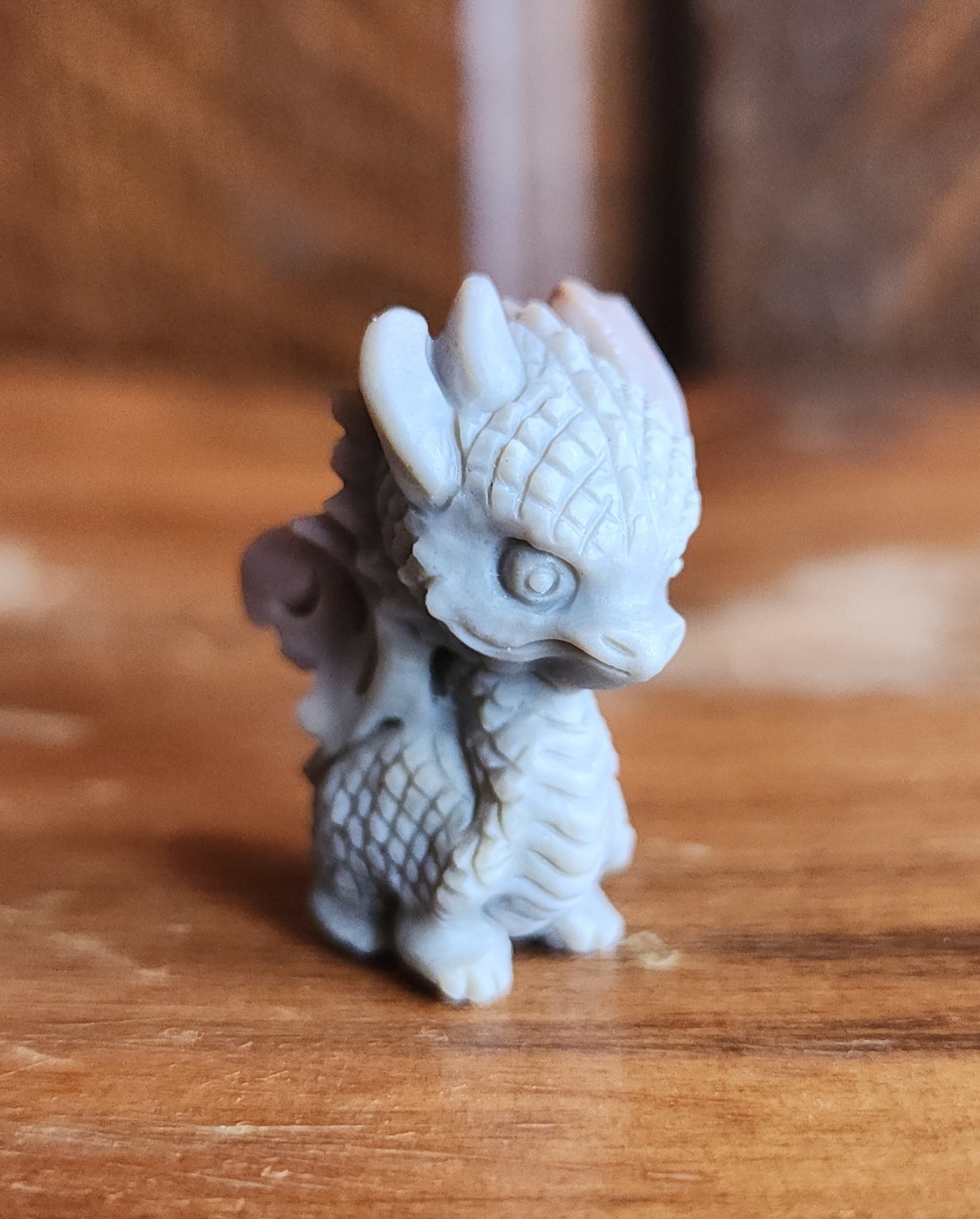 Alashan Agate Dragon - Grey