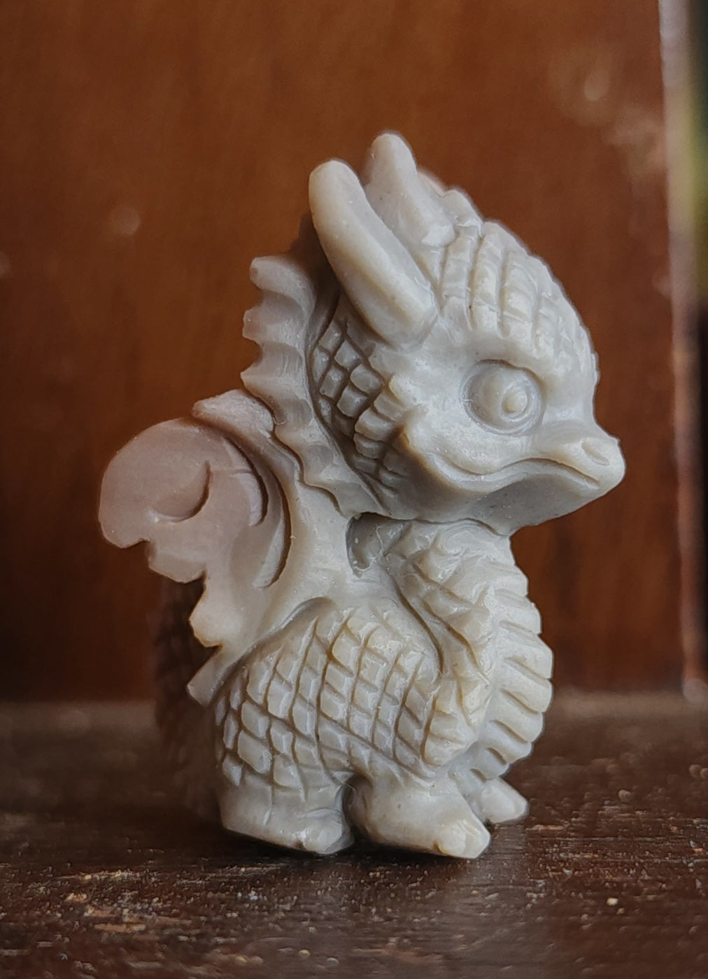 Alashan Agate Dragon - Grey