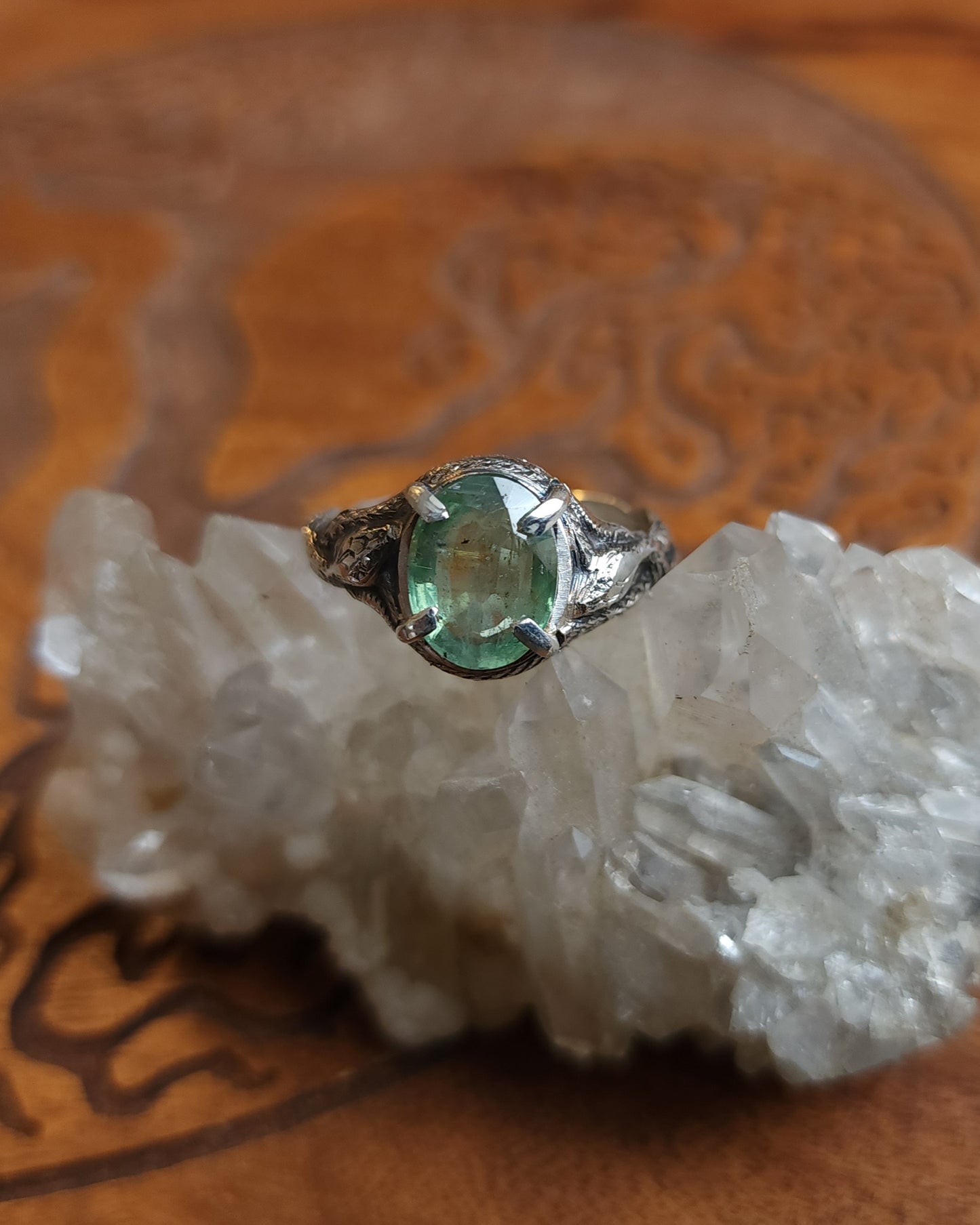 "Serpentine" Sterling Silver & Green Kyanite Ring