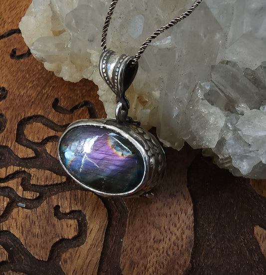 Spectrolite Treasure Keeper Pendant