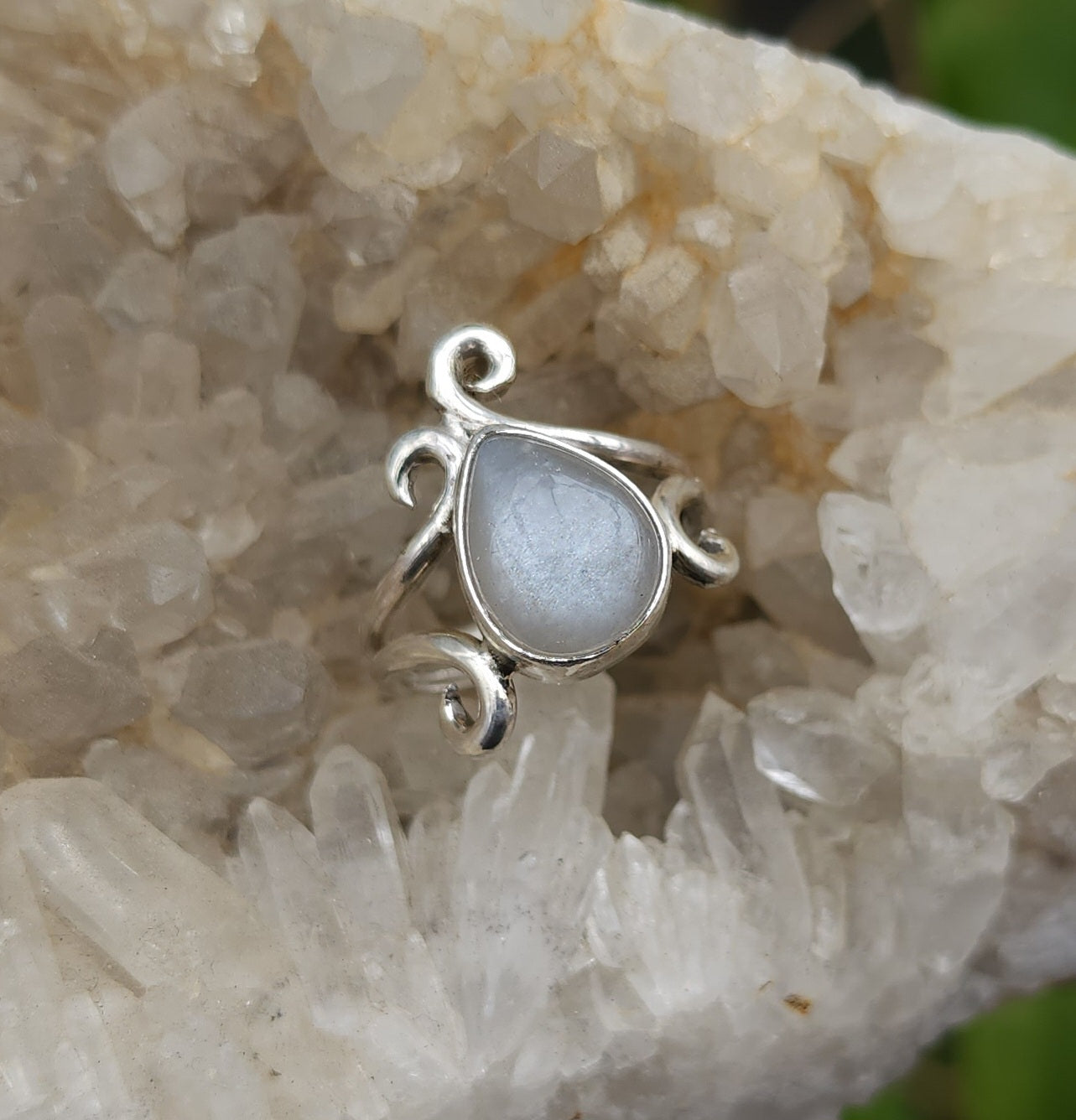 Sterling Silver & Moonstone Ring - Size 6.5