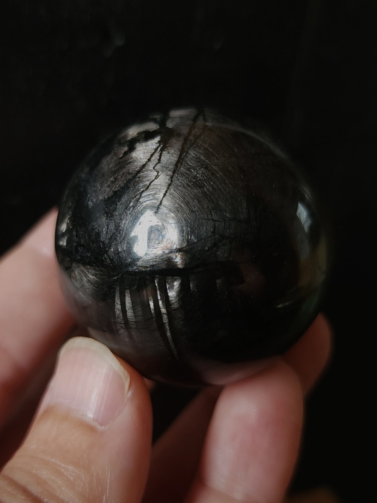 Hypersthene Sphere 4.1cm
