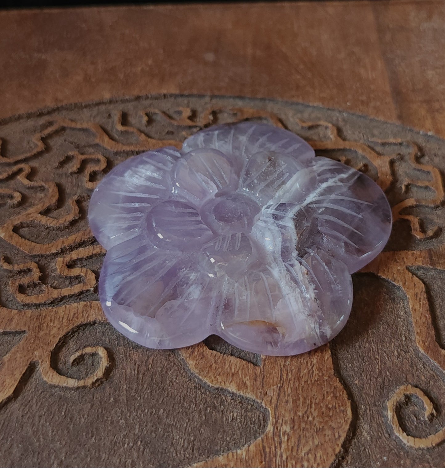 Chevron Amethyst Flower