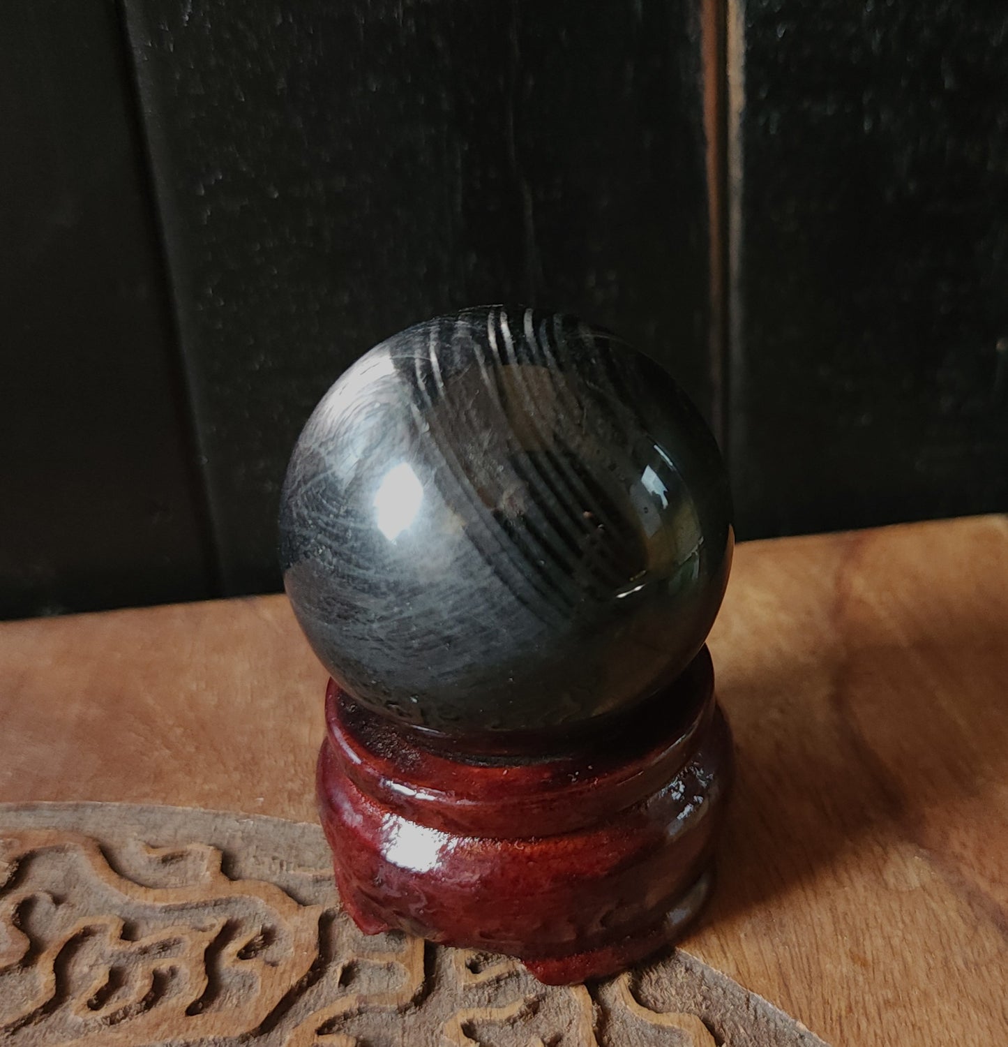 Hypersthene Sphere 4.1cm