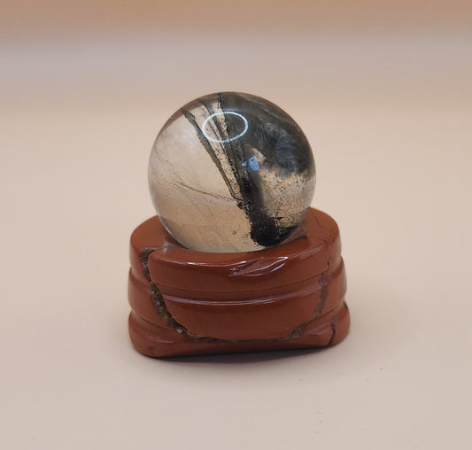 Garden Quartz Sphere with Phantoms 2.2cm