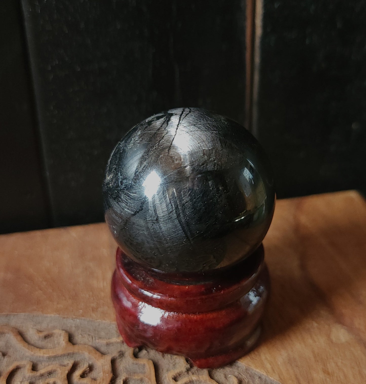 Hypersthene Sphere 4.1cm