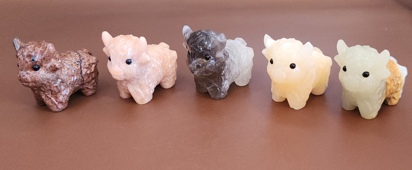 Highland Cow Carving - Mini