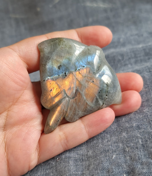 Labradorite Stingray Carving
