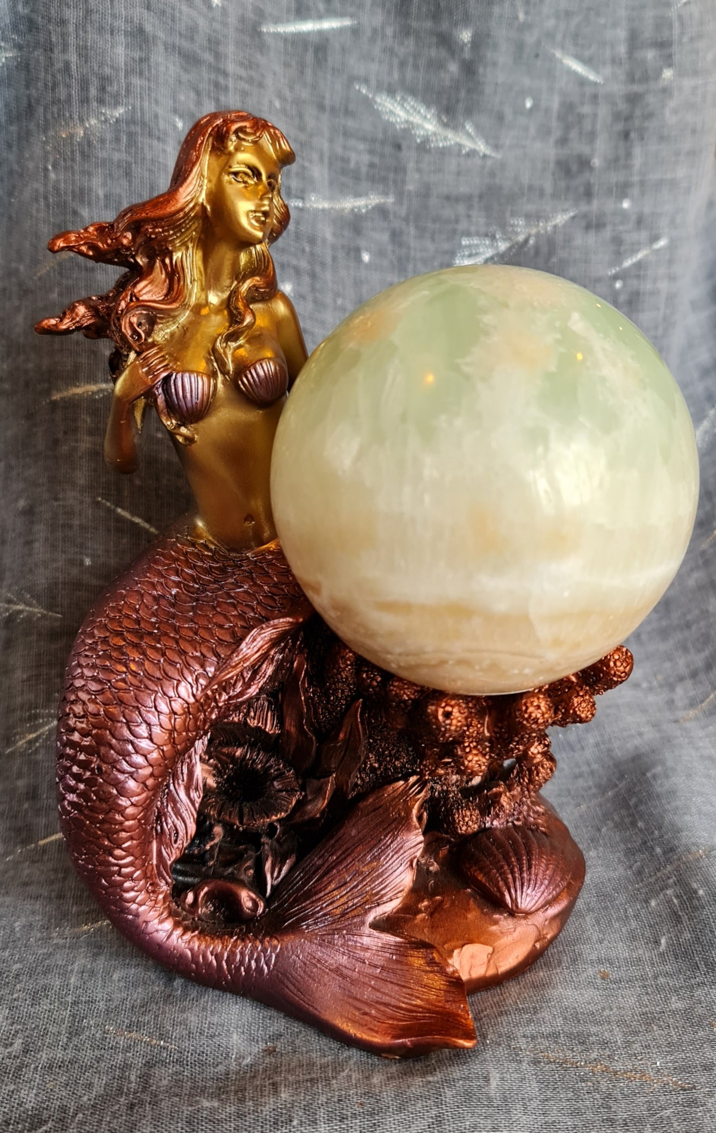 Mermaid Sphere Stand - Rose Gold Metallic