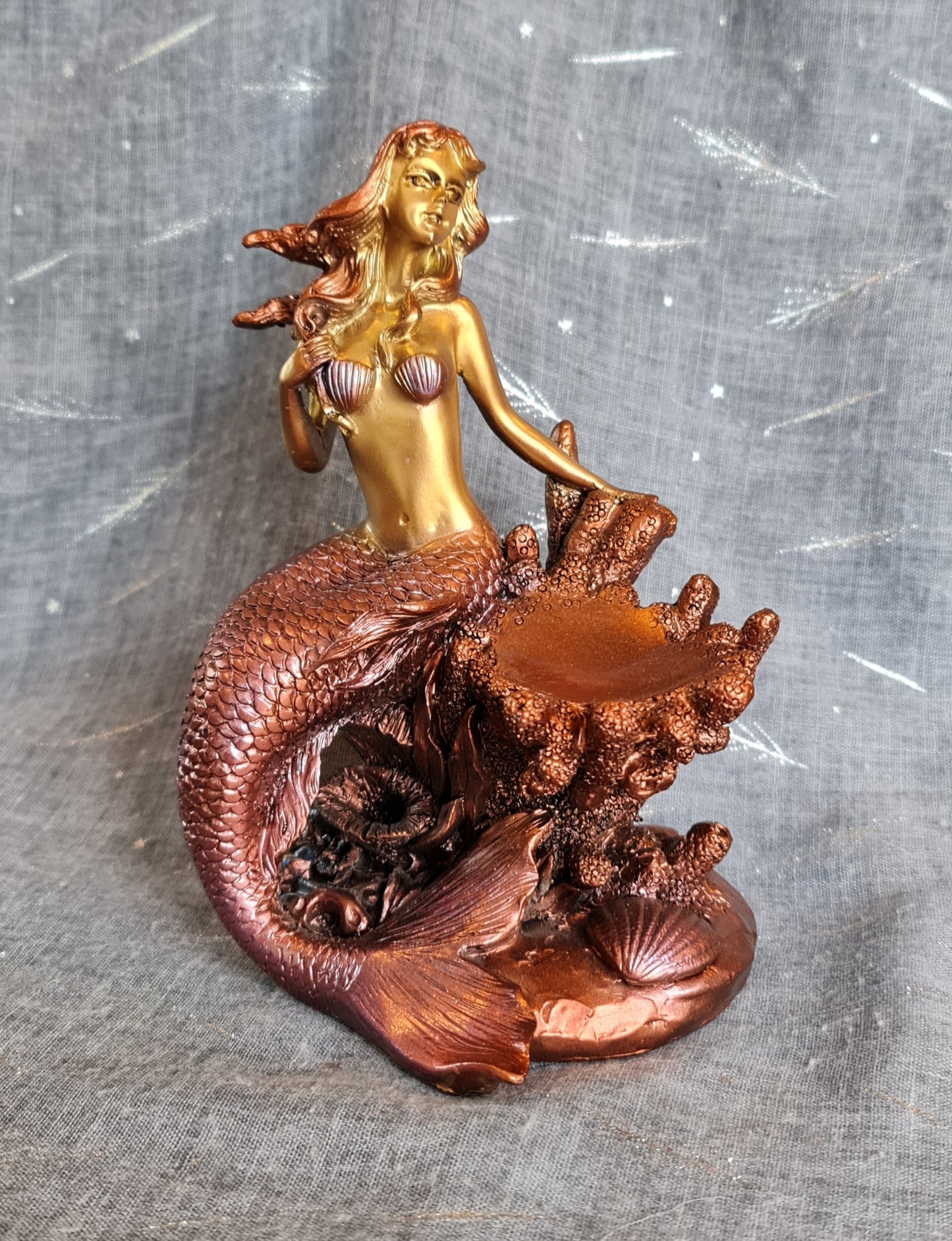 Mermaid Sphere Stand - Rose Gold Metallic