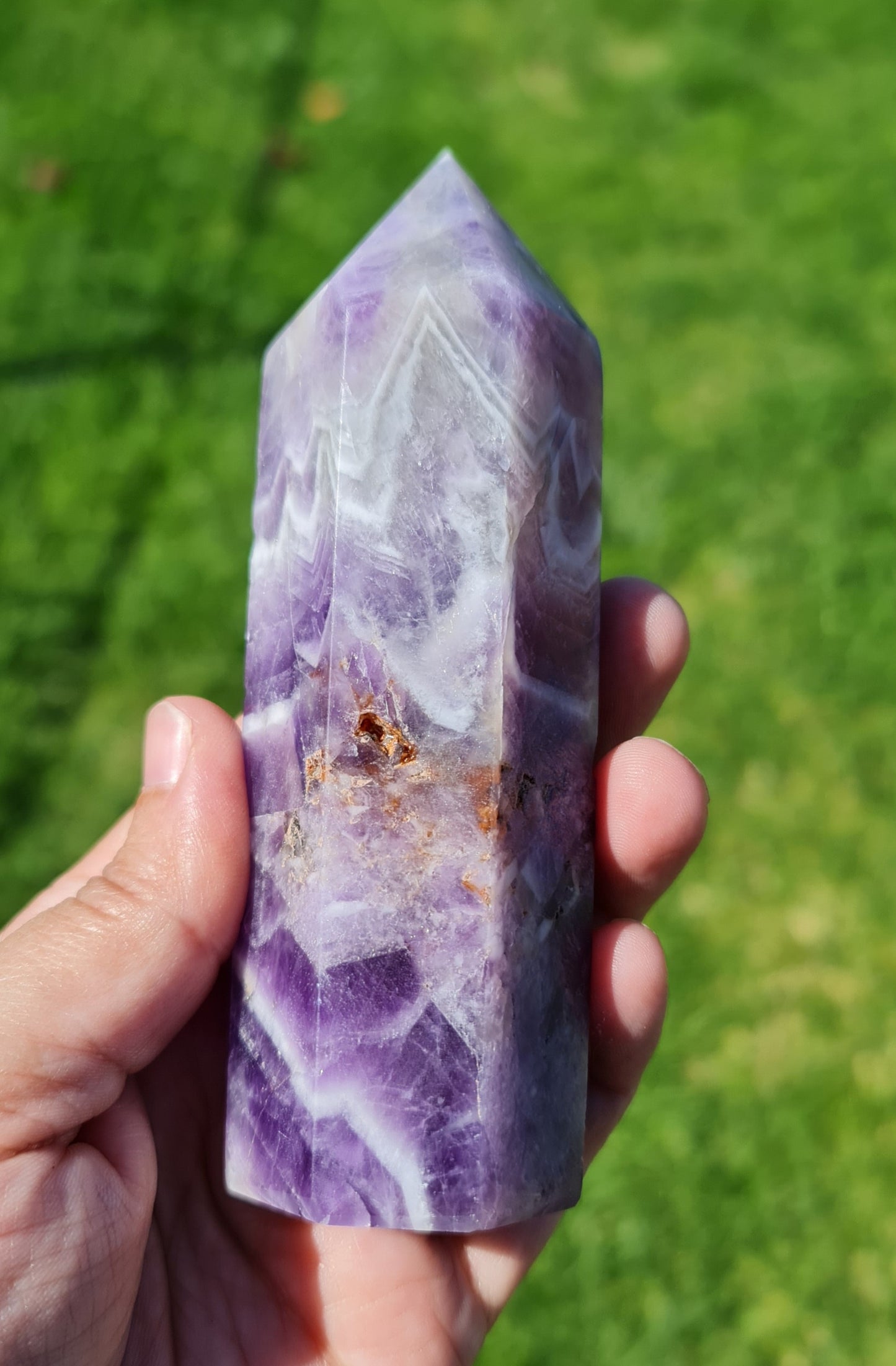 Chevron Amethyst Point