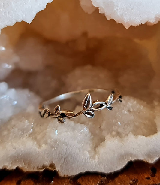 Sterling Silver Leaf Ring