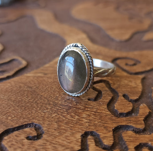 Handcrafted Purple Labradorite Sterling Silver Ring - Size 8