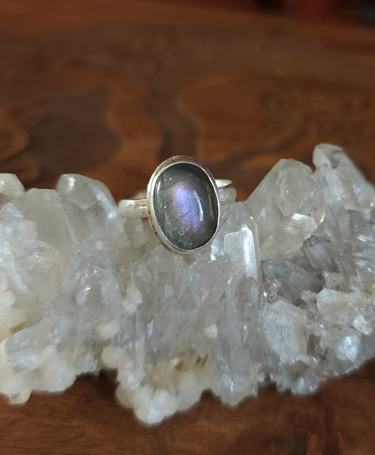 Handcrafted Purple Labradorite Sterling Silver Ring - Size 7.5