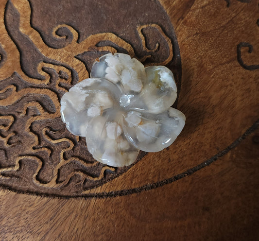 Flower Agate Carving
