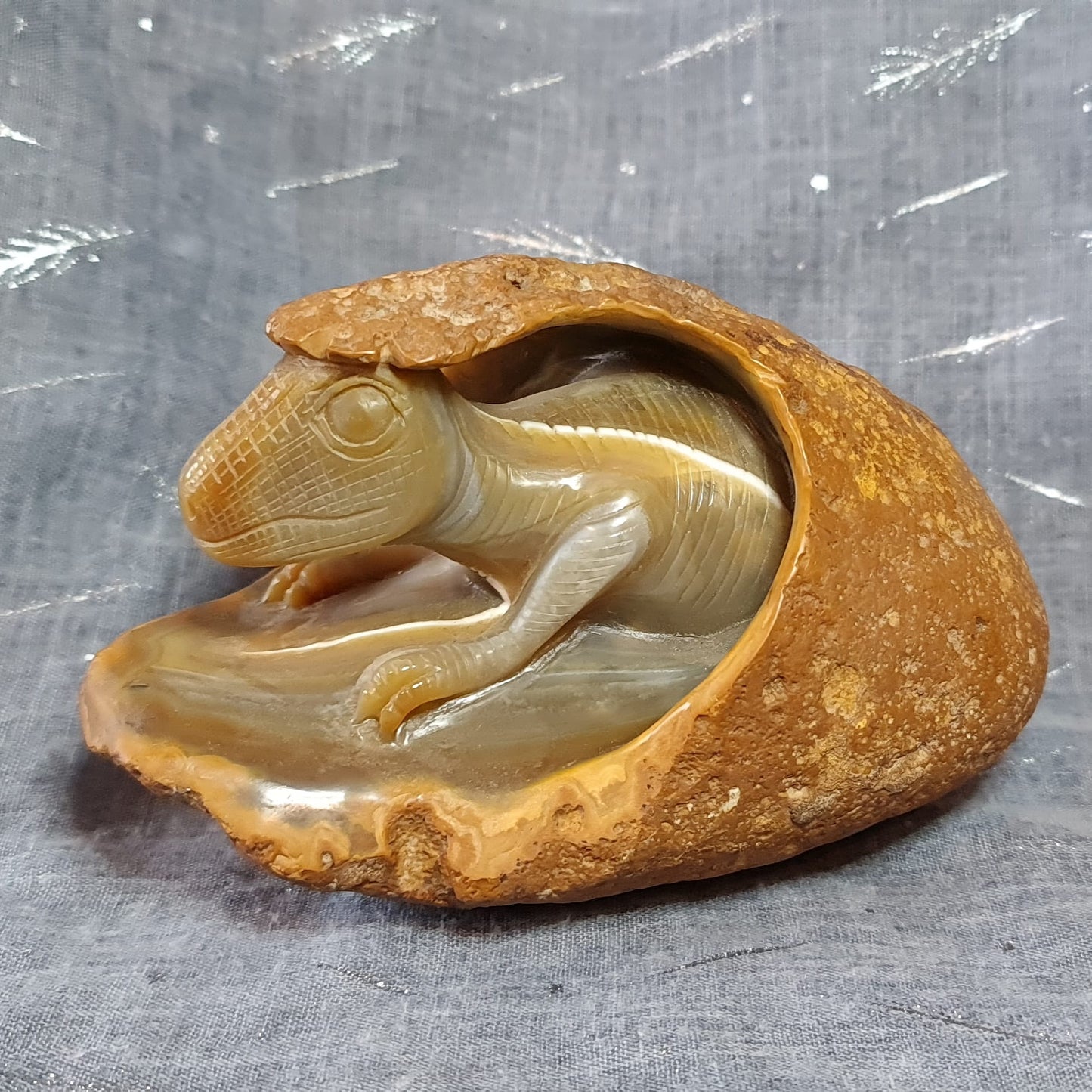 Agate Dinosaur Hatchling Carving